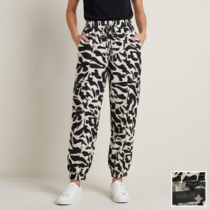 Rachel Zoe Black and White Zebra-Print Skirt